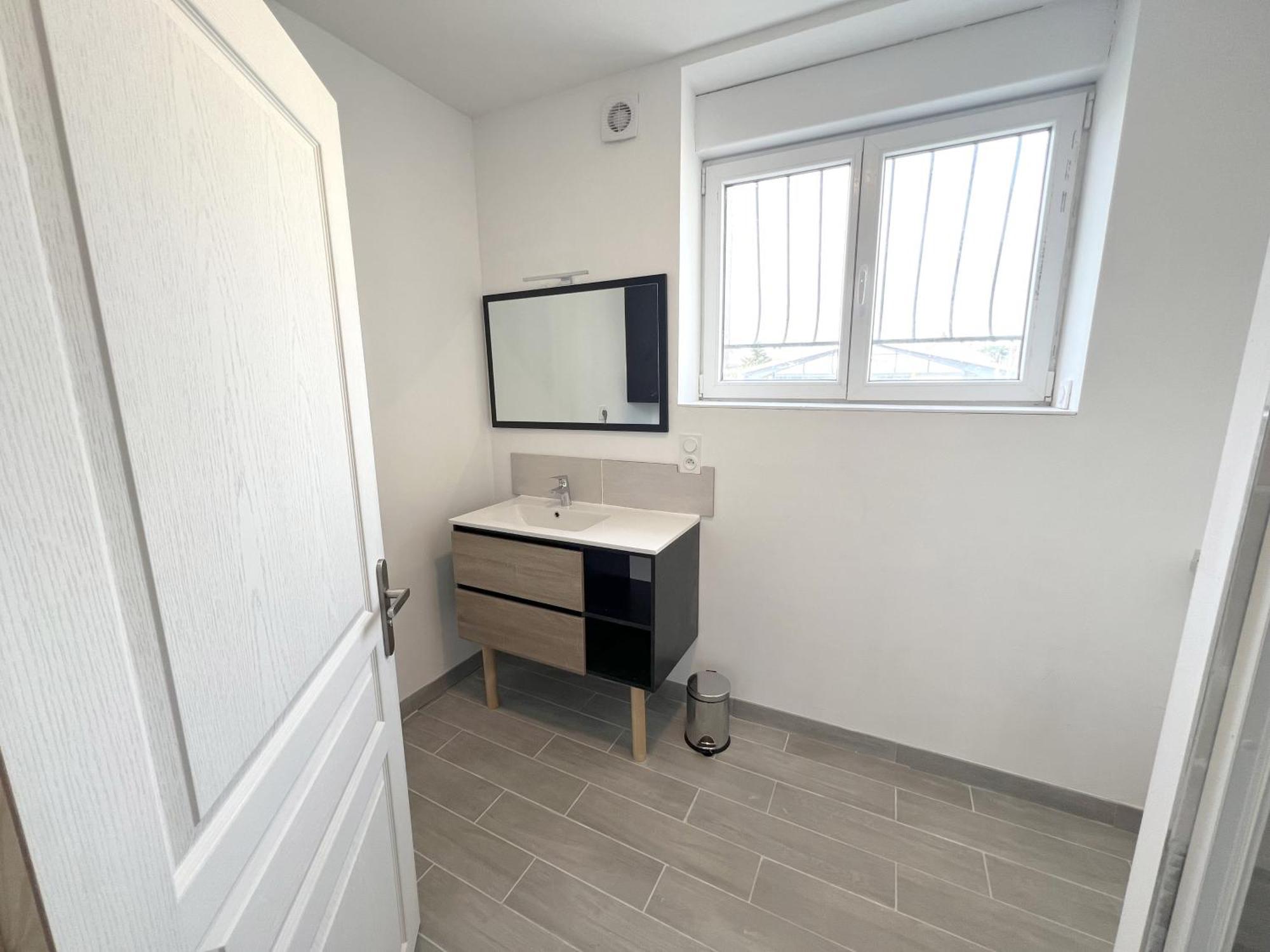 178B - Appartement T2 Tout Confort - Wifi Netflix Le Gond-Pontouvre Eksteriør billede